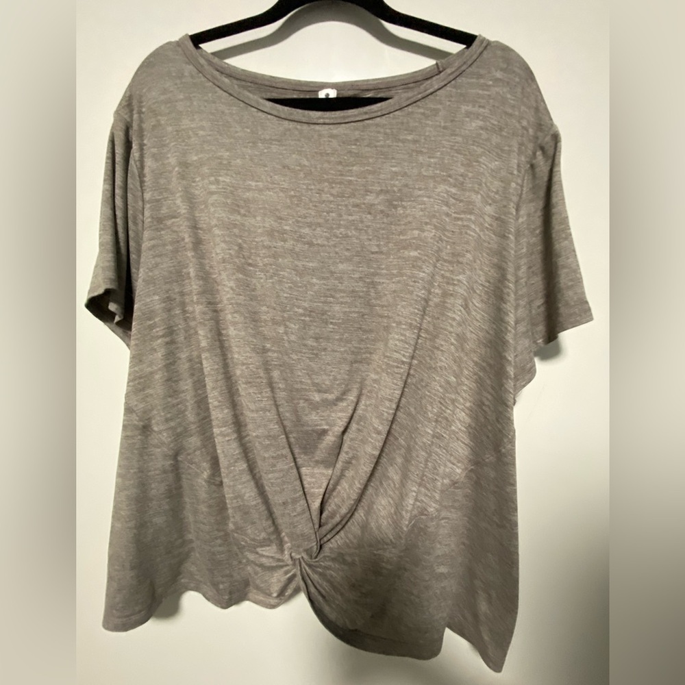 Yogalicious Heather Gray Short-Sleeve Knot Front Tee